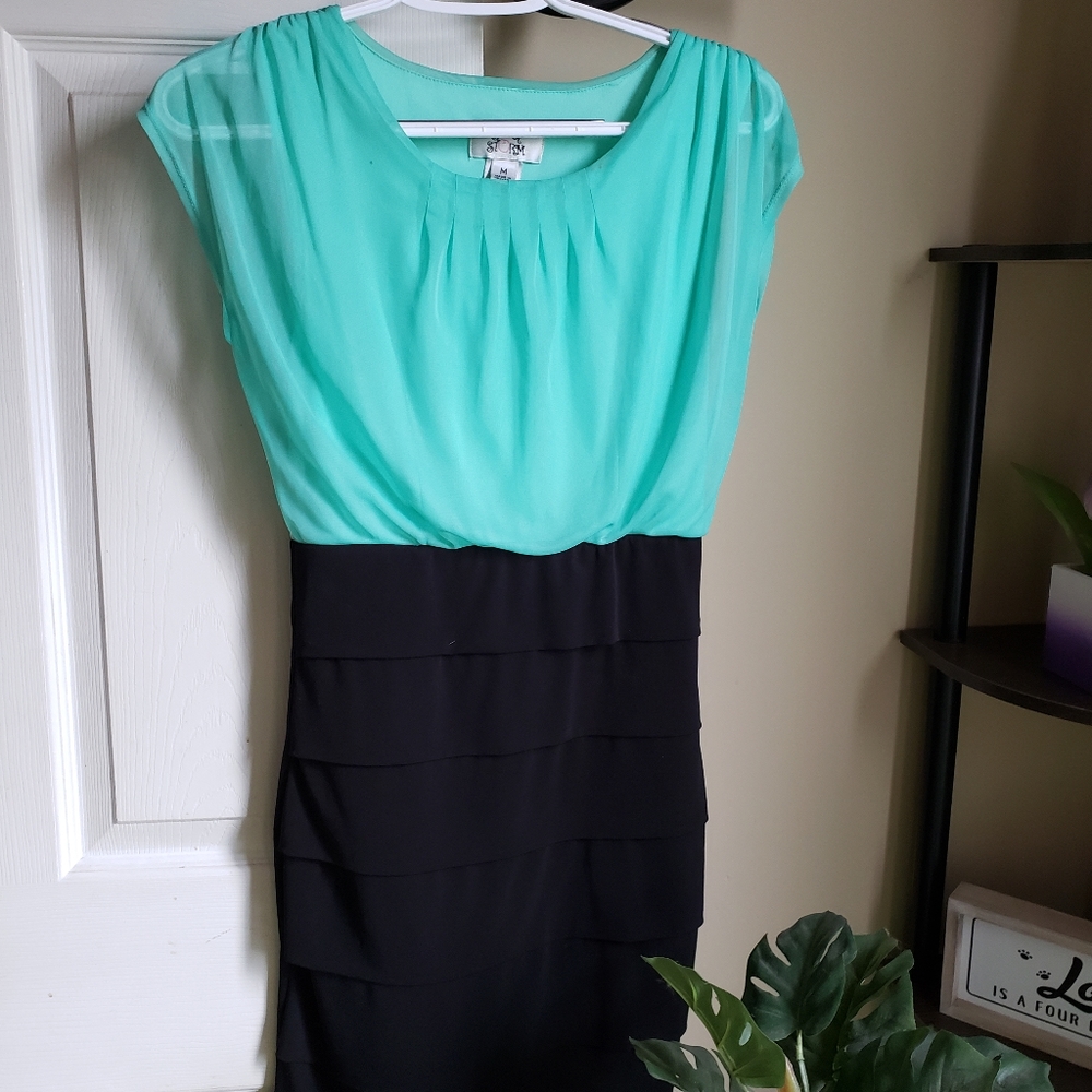 Two Toned Turqouise and Black Pencil Skirt Dress!
